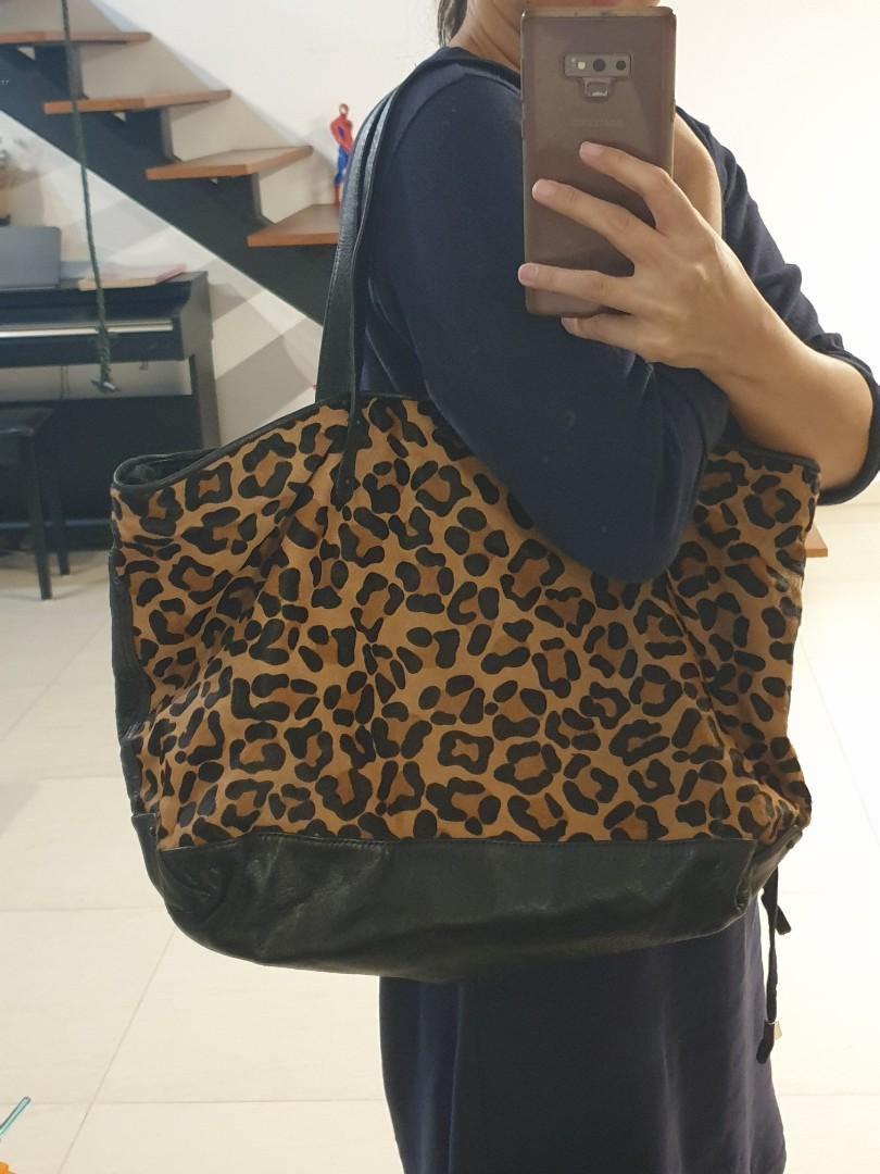 Rebecca minkoff 2024 leopard bag