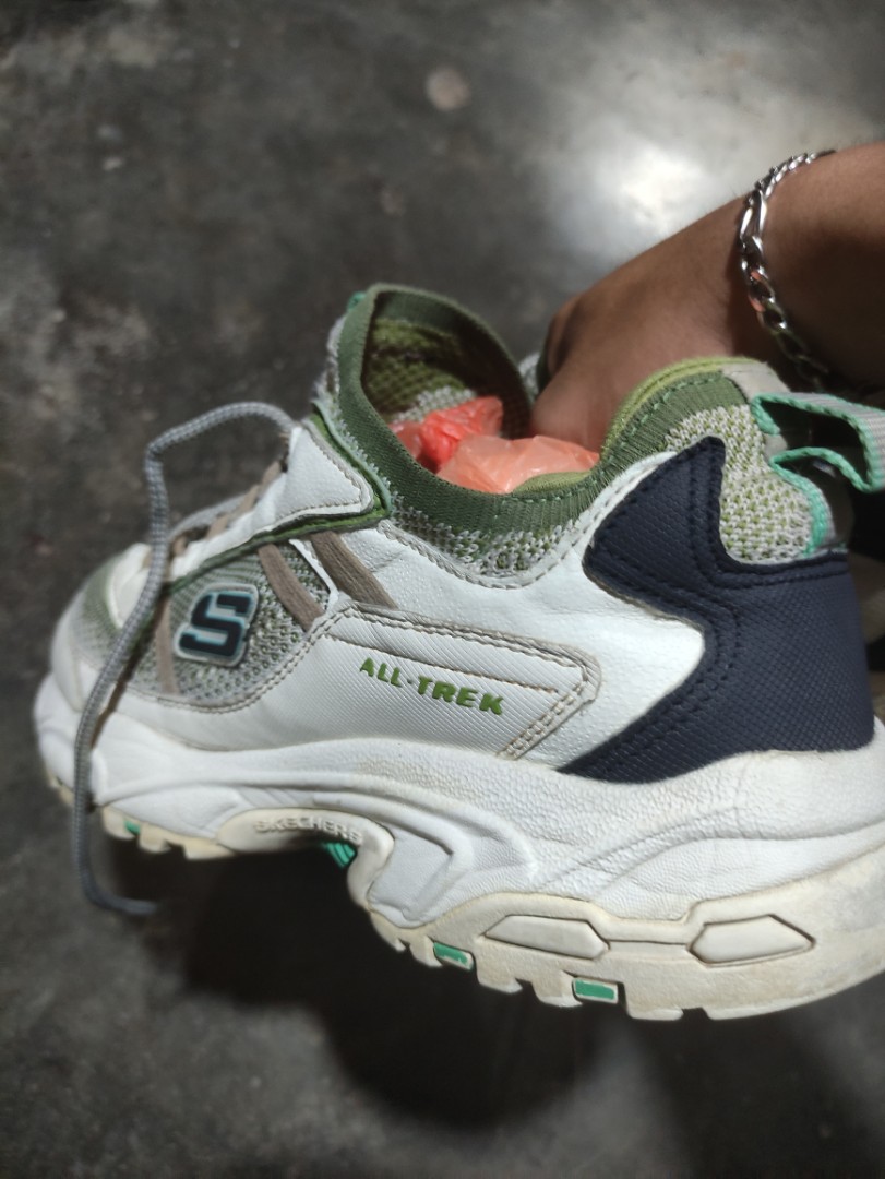 Skechers all trek white