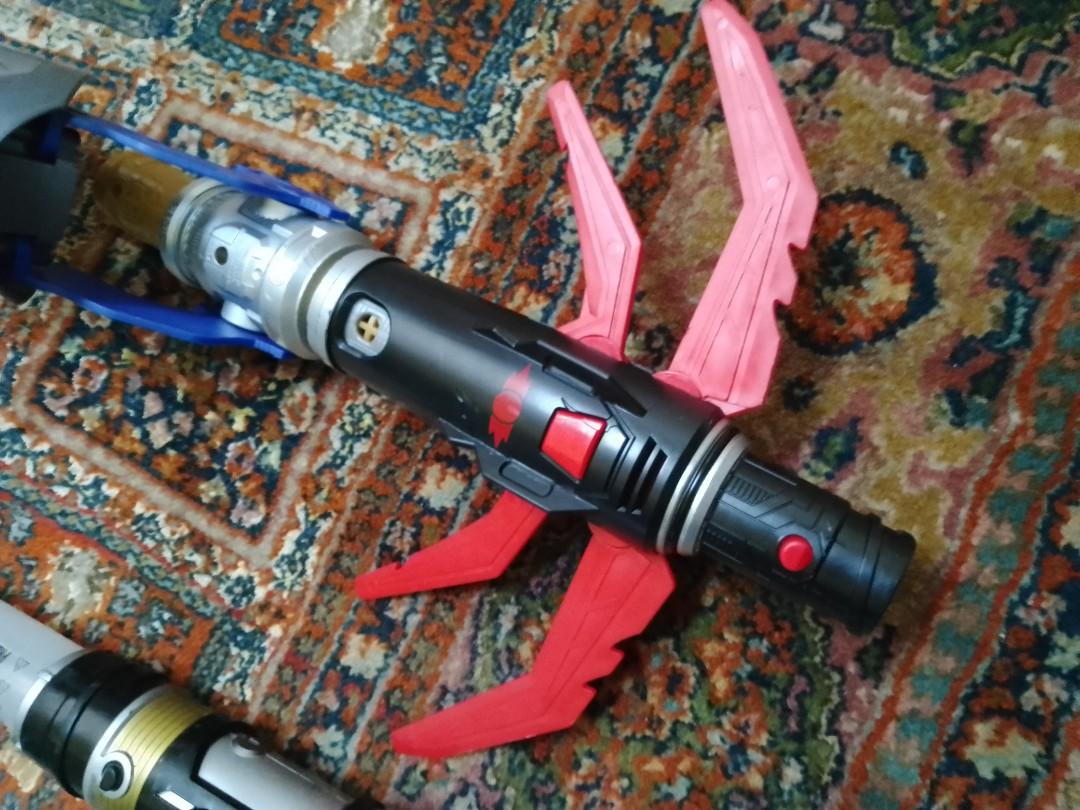 Star wars lightsaber builder, Hobbies & Toys, Collectibles