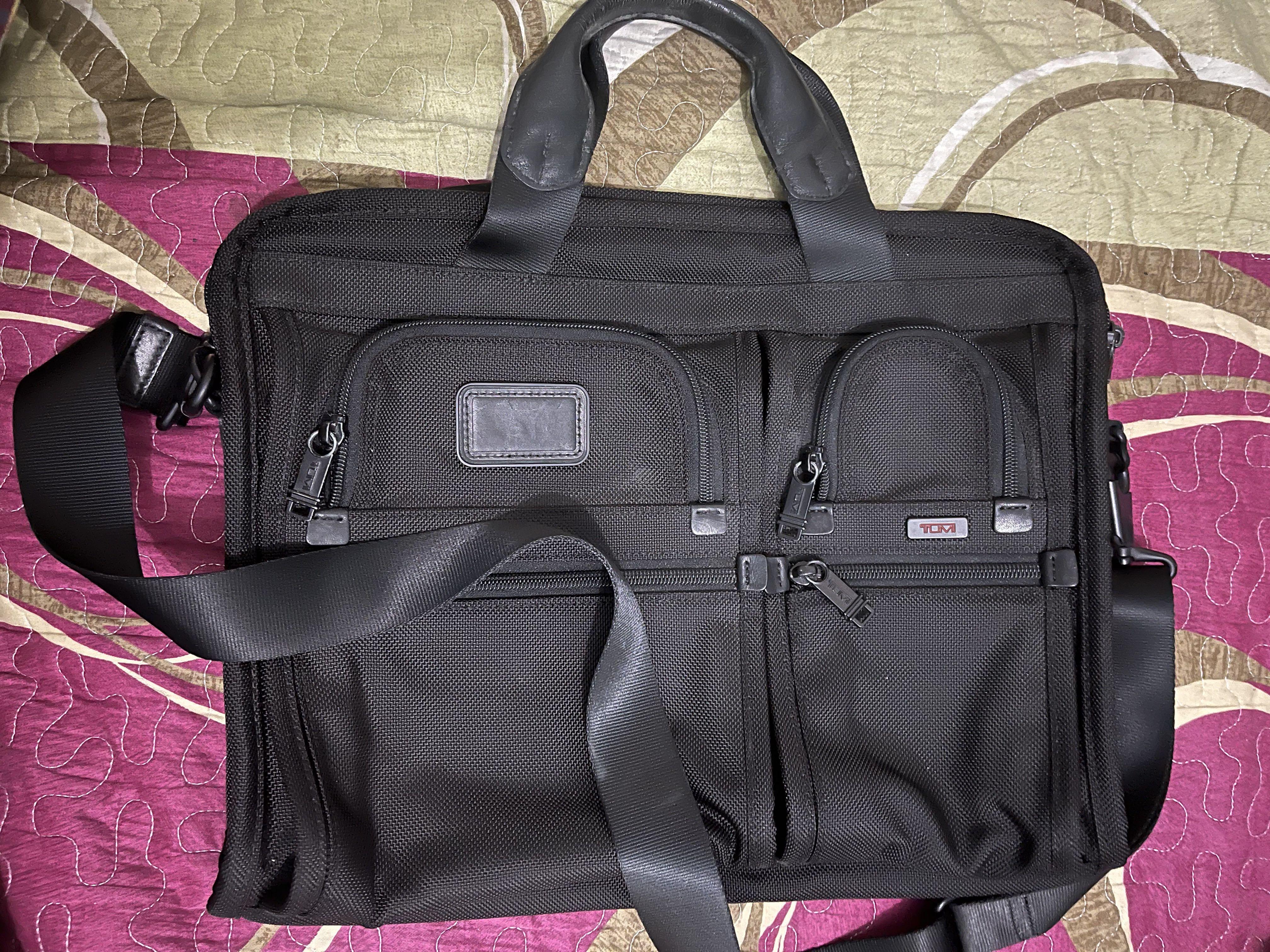 Tumi briefcase outlet bag