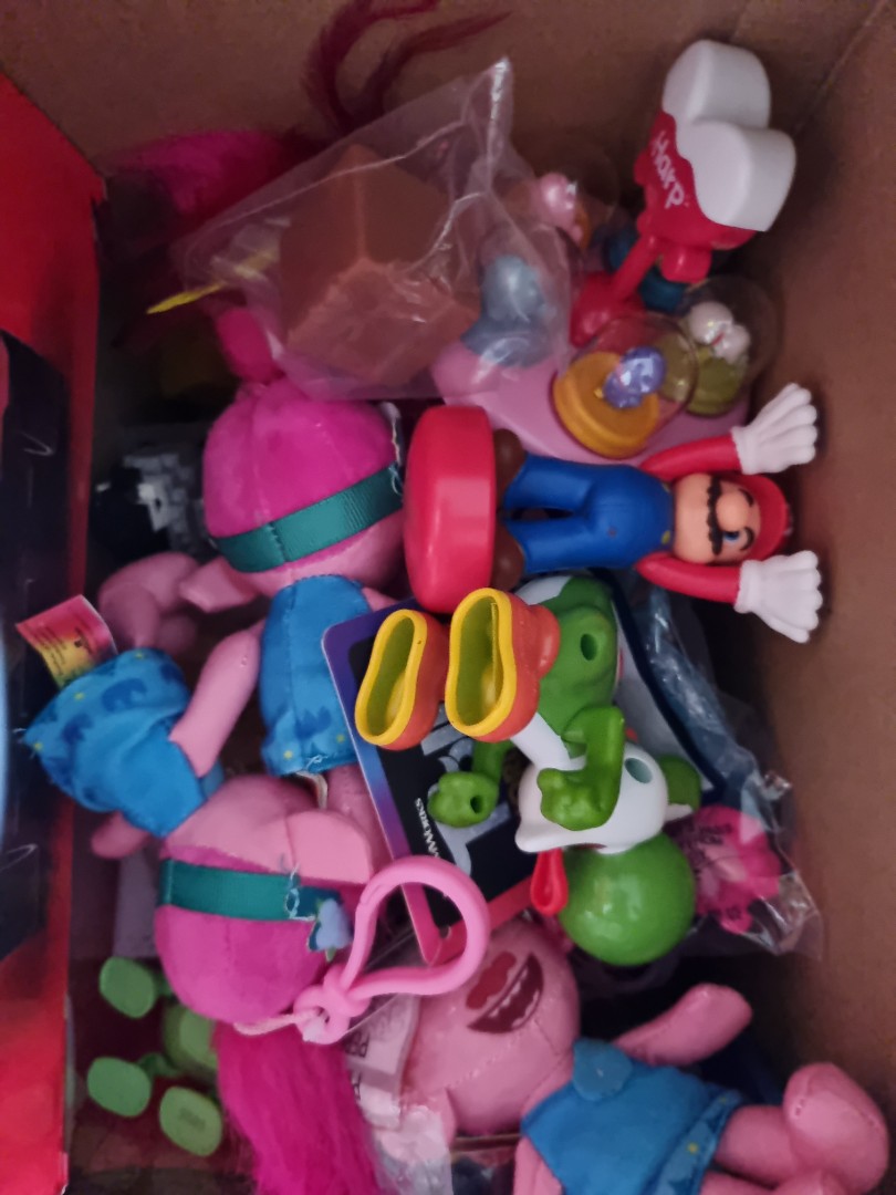 Used toys, Hobbies & Toys, Toys & Games on Carousell