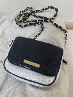 （分類：）位於 。 由 ak_ak 提交（商品編號 1135675981，圖片 1）。簡介： 。