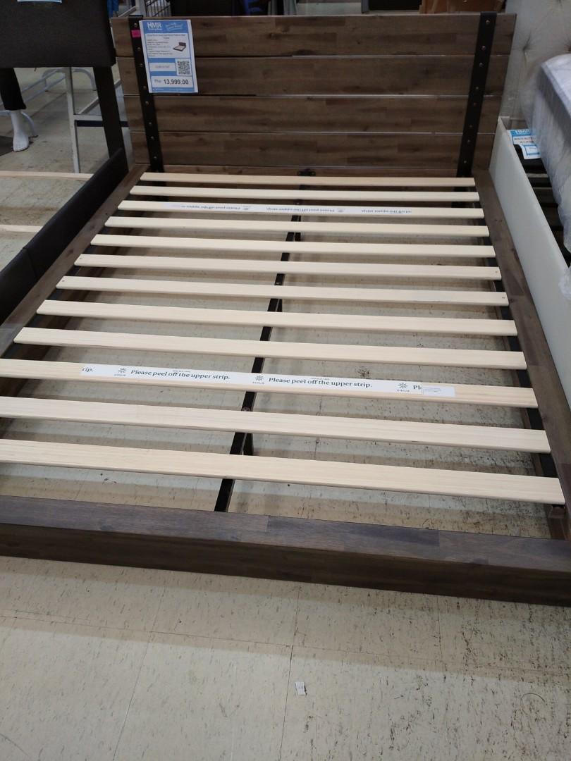 Zinus brock platform top
