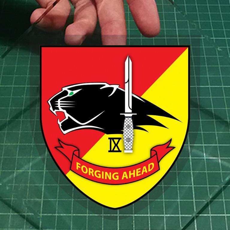 9 DIV / 9th DIVISION INFANTRY REGIMENT / Singapore Army . Static Cling ...