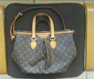 (Category: ) located in . Submitted by mkmsells (Listing ID 1136005827, Image 1). Description: .