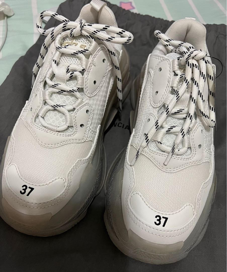 balenciaga triple s 37