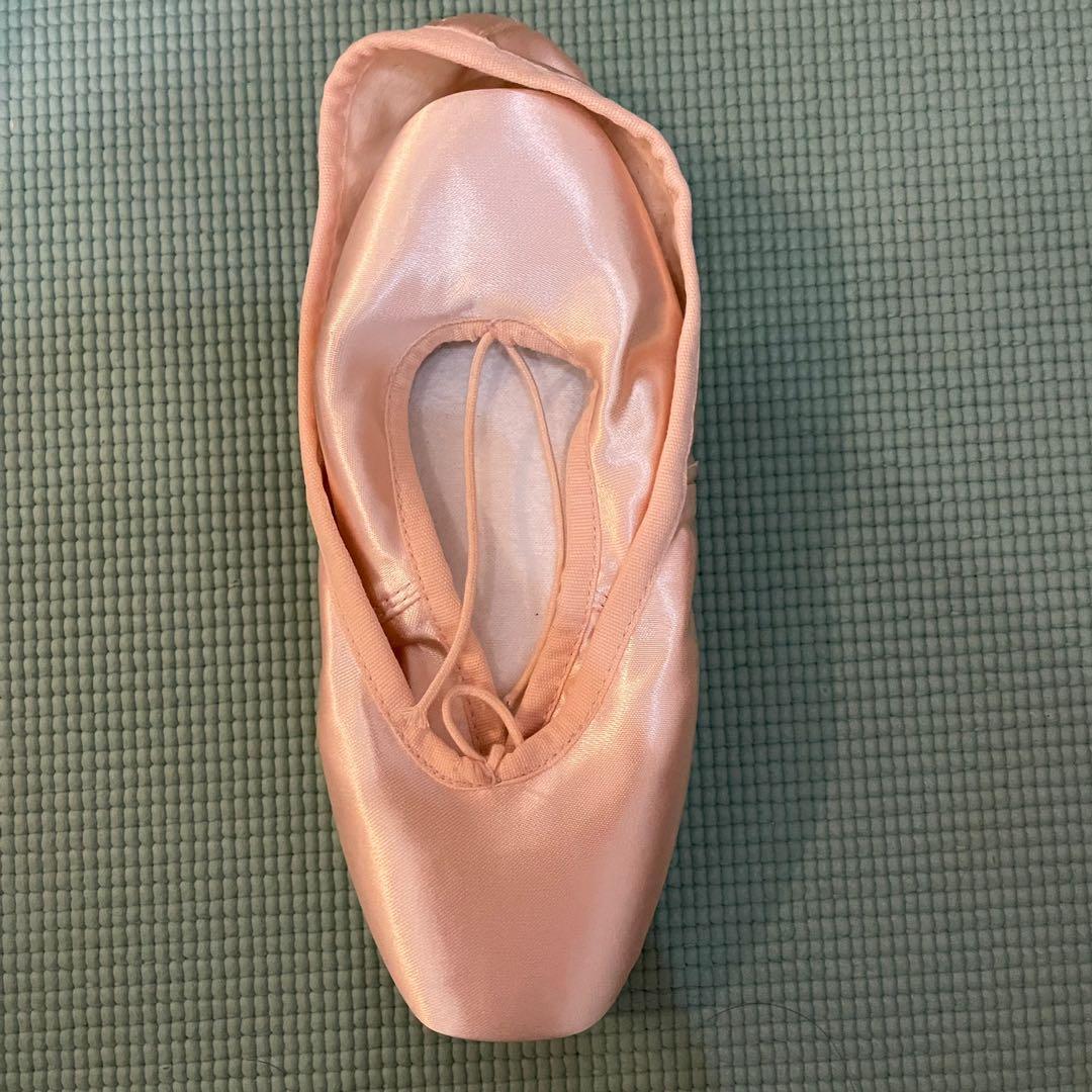 Freed demi sales pointe shoes