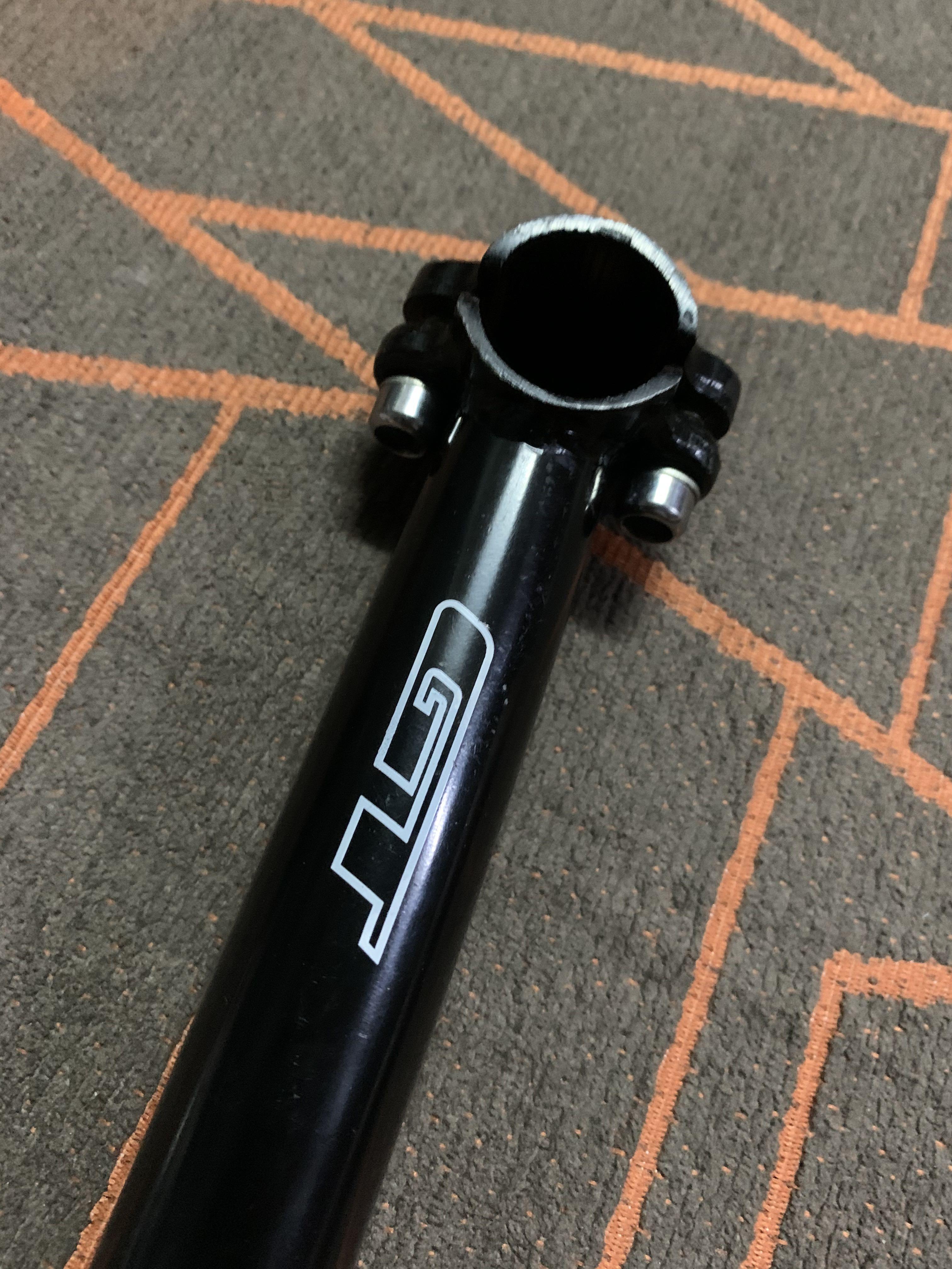 bmx mtb GT seatpost 25.4 nos