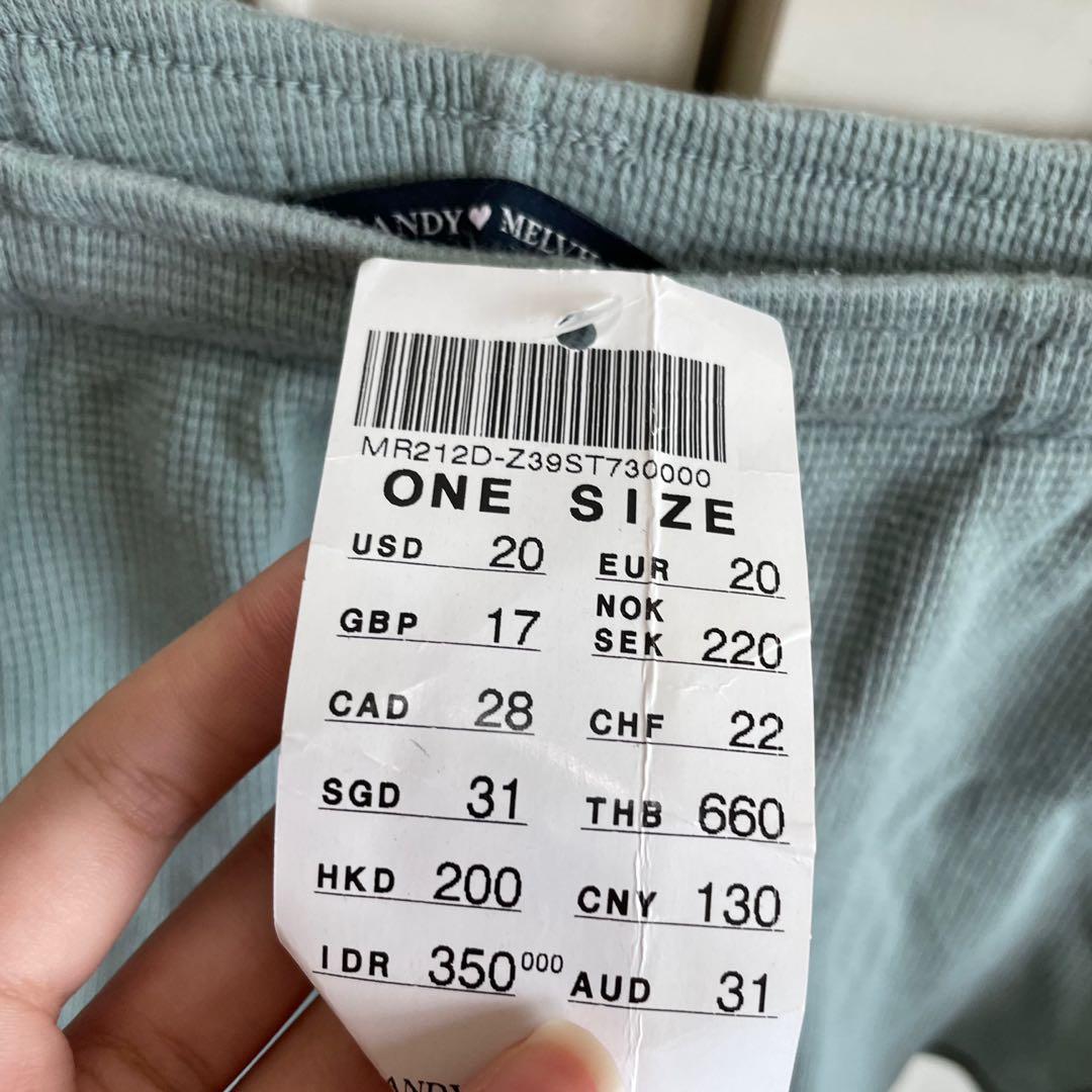 BNWT brandy melville summer thermal shorts, 女裝, 褲＆半截裙, 短褲- Carousell