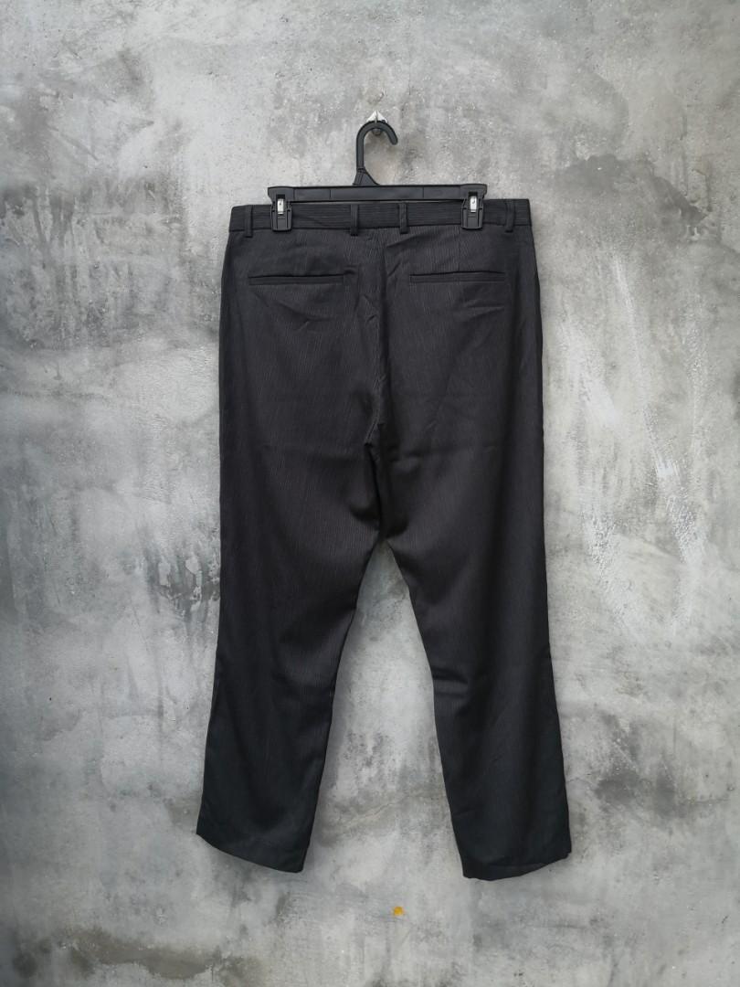 Calvin Klein Bodyfit Coupe Cintree Pants Fesyen Pria Pakaian Bawahan di Carousell
