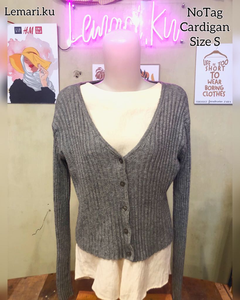 Cardigan NoLabel Grey, Fesyen Wanita, Pakaian Wanita, Baju ...