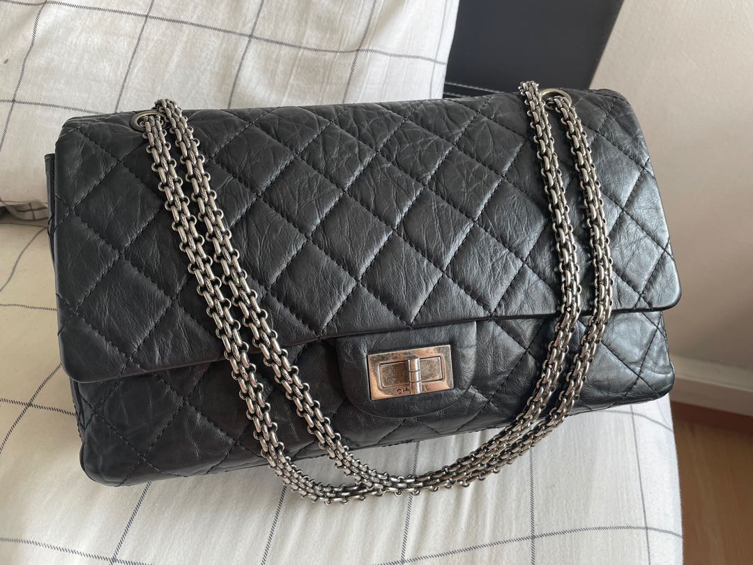 Chanel maxi 2.55 sales