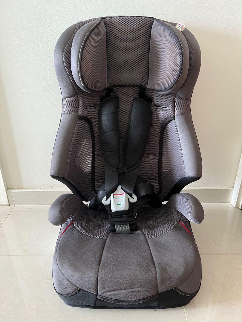 Combi Joytrip Car Seat (convertible to Booster), Babies & Kids, Going