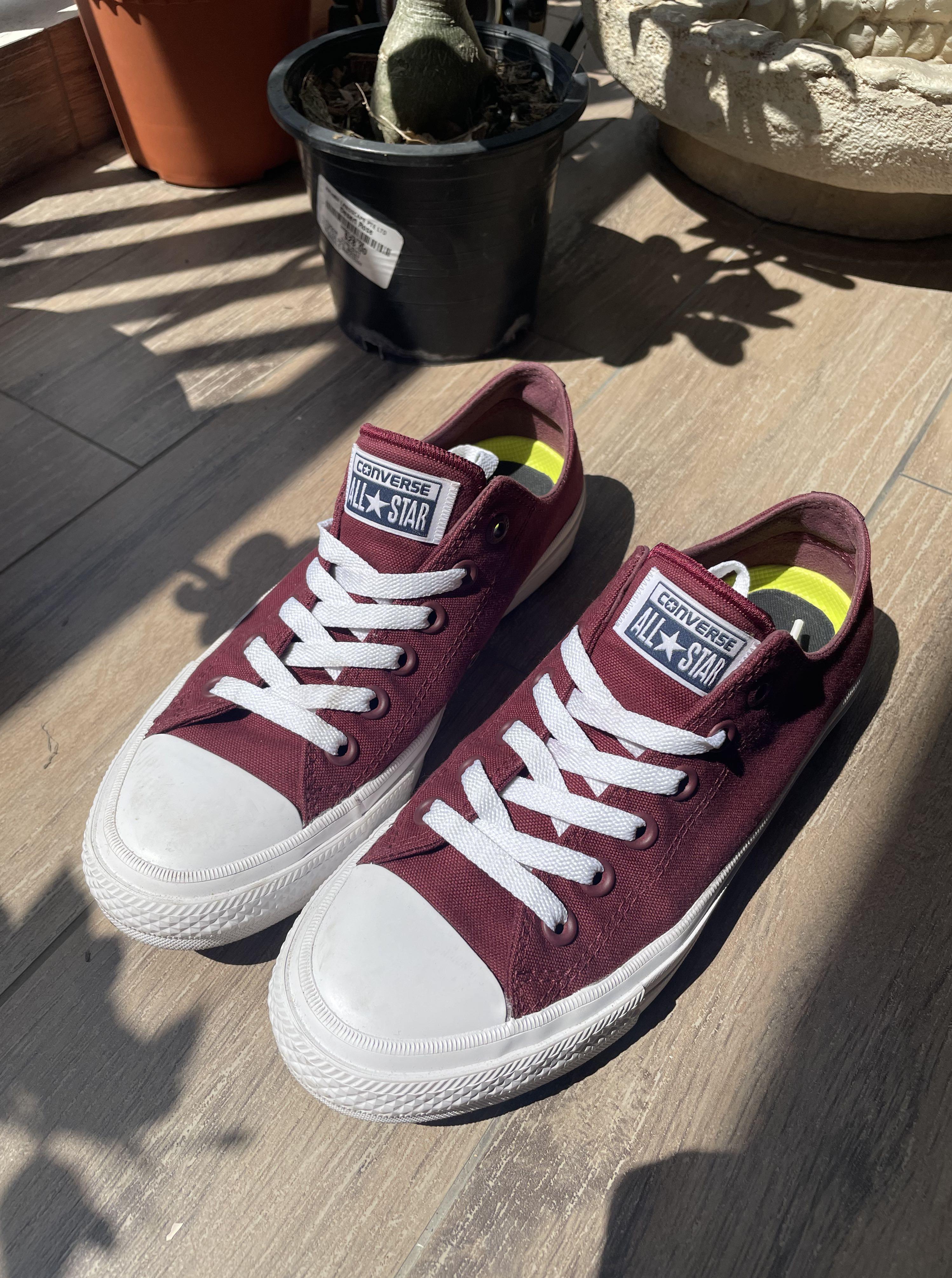 Converse Chuck Taylor II Maroon