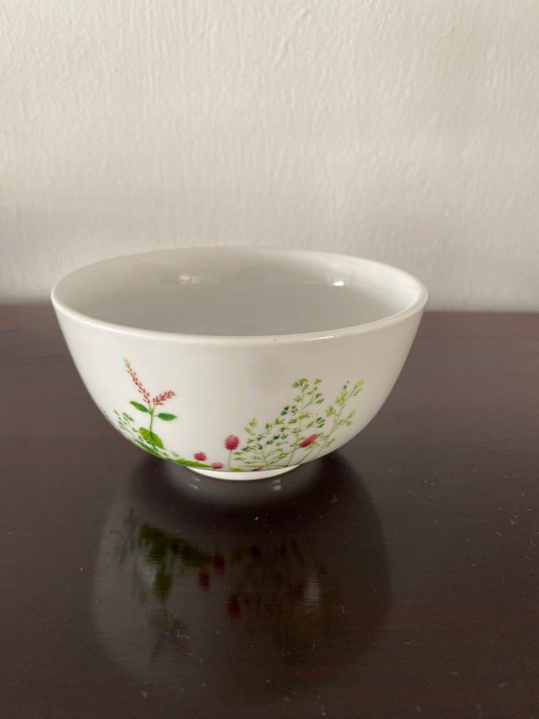 Corelle porcelain rice bowls