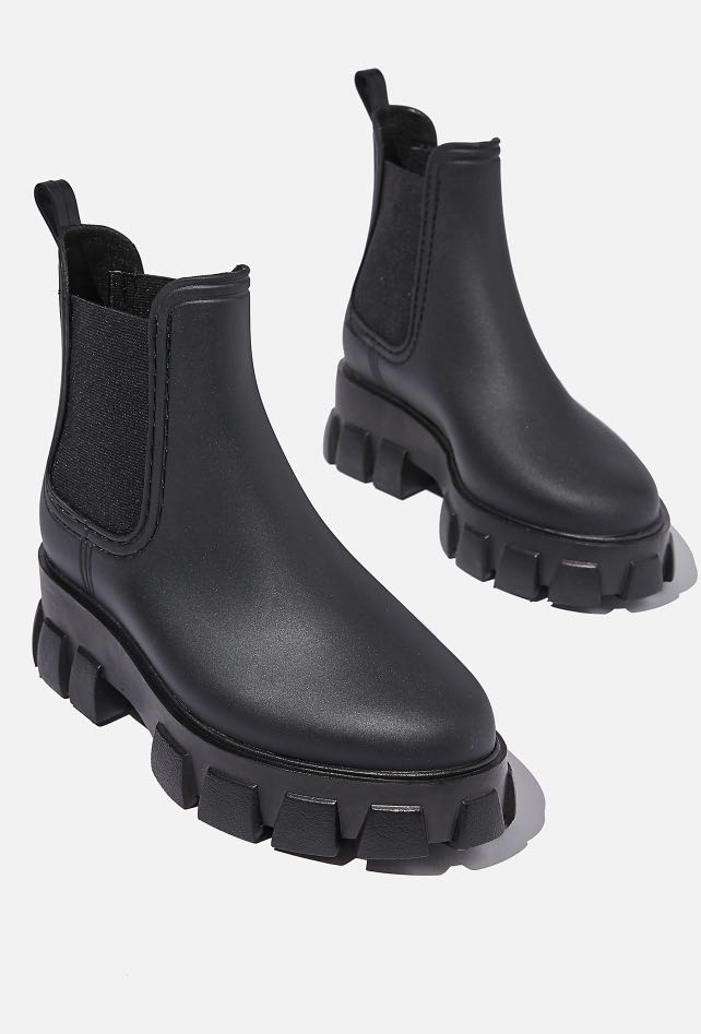 Cotton on Cameron Gusset Rain Boot in black Women s Fashion Footwear Boots on Carousell
