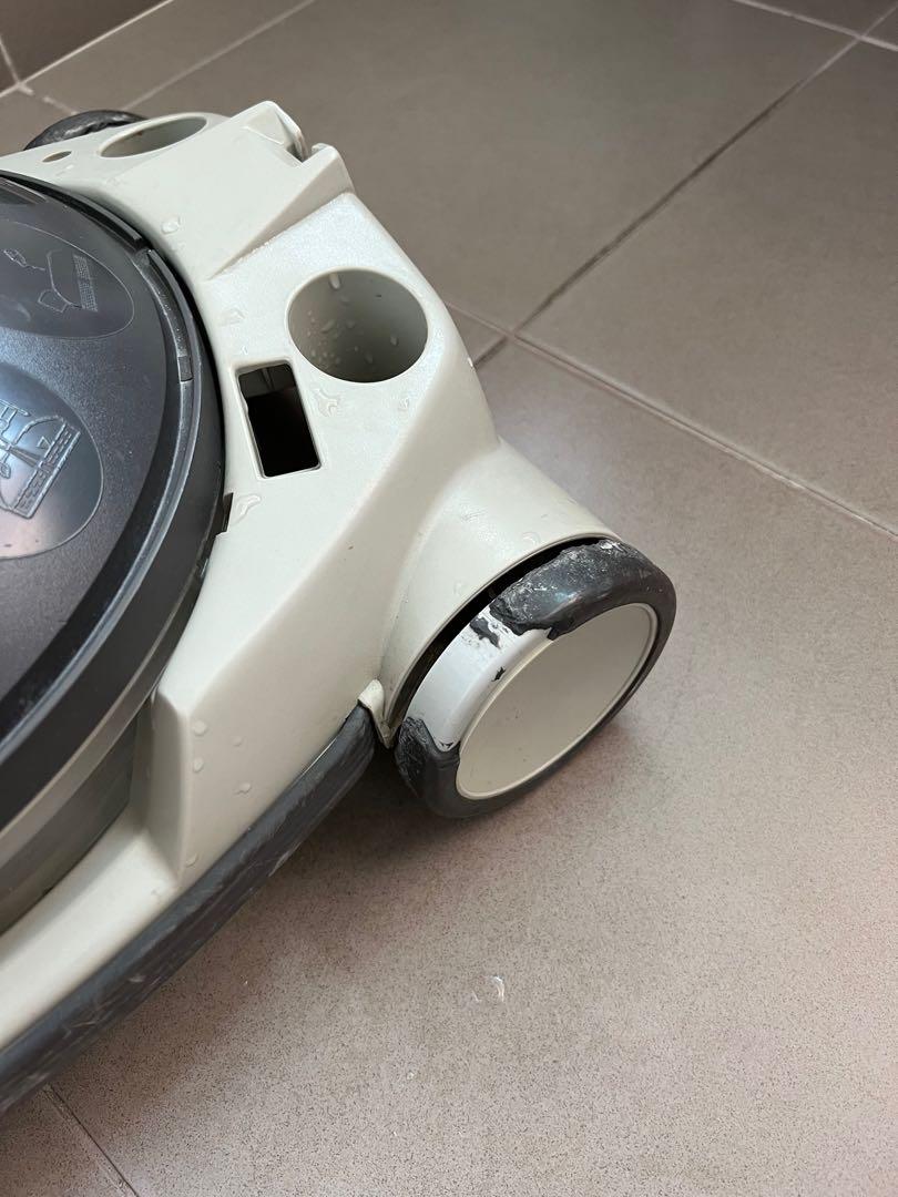 Delphin Vacuum Cleaner Basin n Base, TV & Home Appliances, Vacuum