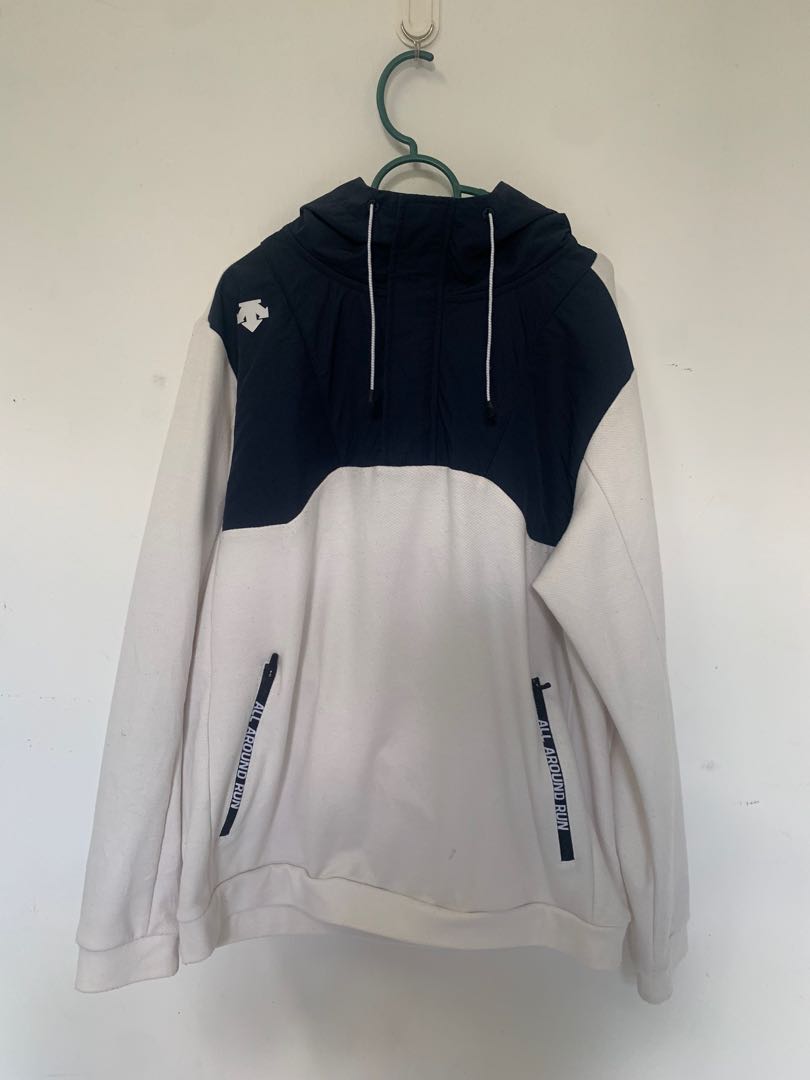 descente running jacket