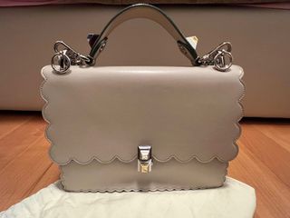 （分類：）位於 。 由 iamwestie 提交（商品編號 1135973272，圖片 1）。簡介： 。