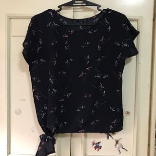 (Category: ) located in . Submitted by decluttered.items (Listing ID 1135892883, Image 1). Description: .