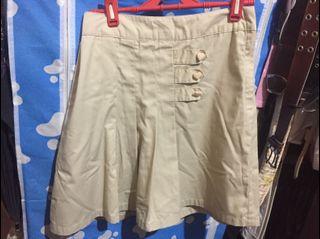 FREE SHIPPING Cream/Beige Pleated Skirt/Shorts/Skorts w/ Heart Buttons (Cute/Kawaii/Vintage/Y2K)