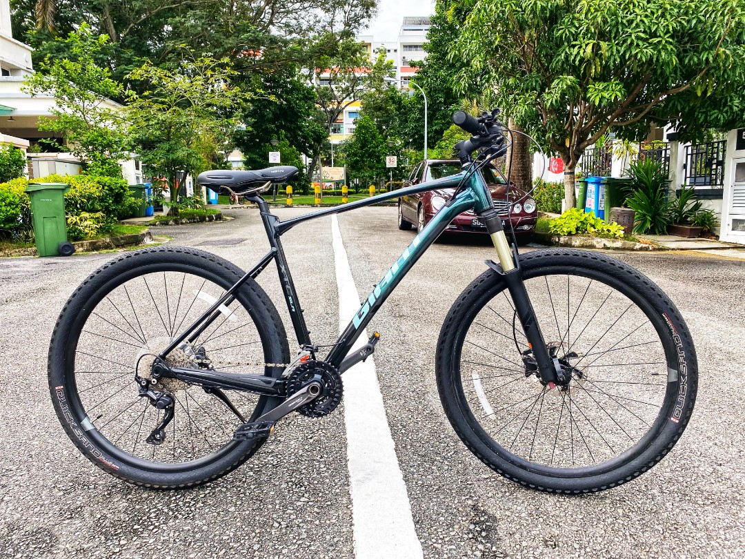 Giant xtc best sale 3 mountain bike