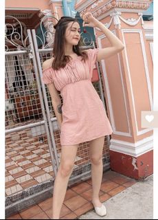(Category: ) located in . Submitted by fridayinstocks (Listing ID 1135889012, Image 1). Description: .