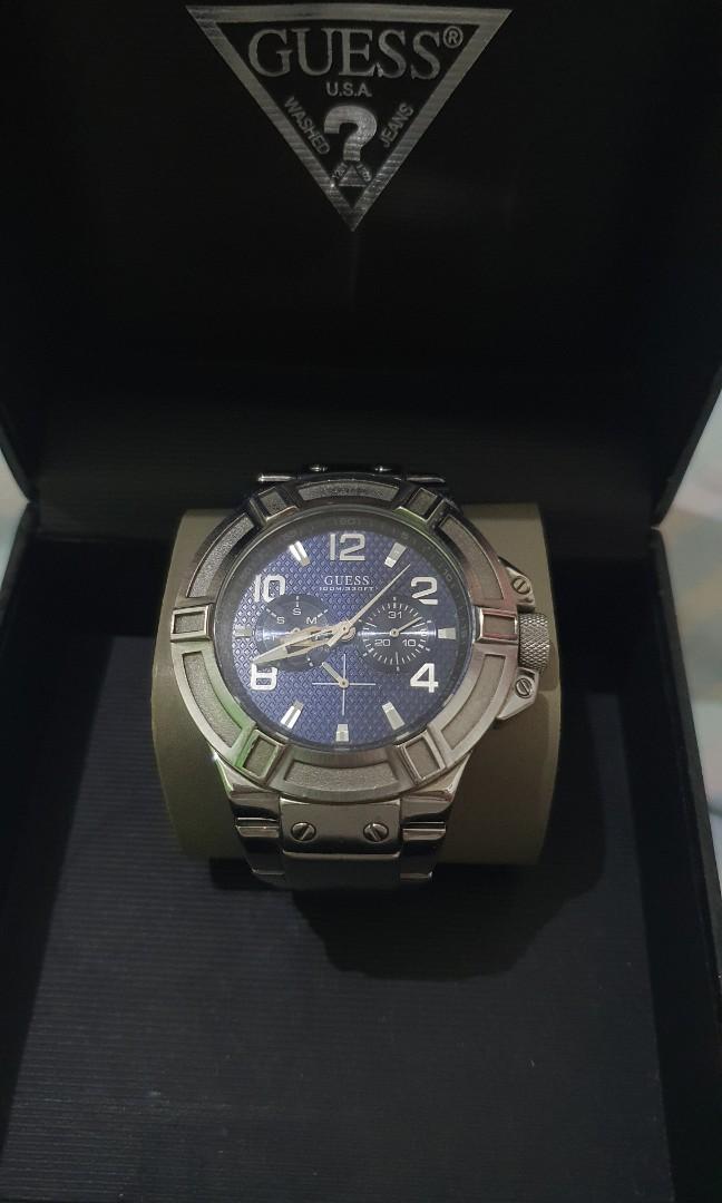 Guess Watch waterpro (Category: Men's Watches) located in Bulacan. Submitted by krixa (Listing ID 1135946132, Image 1). Description: Guess watch waterpro Seldom use Analogue watch (with date and day) Fit for wrist size: 7inches - 7.5 inches Box included location: Bulacan FREE shipping.