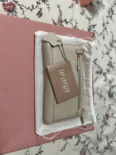 （分類：）位於 。 由 madamea 提交（商品編號 1135848179，圖片 1）。簡介： 。