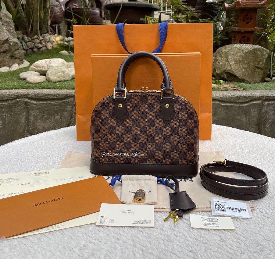 LV Damier Ebene, Luxury, Bags & Wallets on Carousell