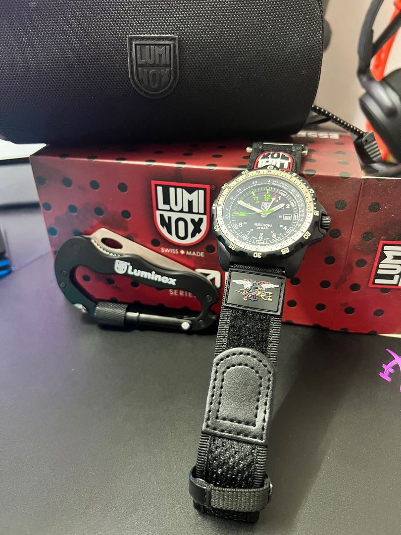Luminox sales recon strap