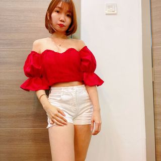 (Category: ) located in . Submitted by wardrobe.overload (Listing ID 1135926802, Image 1). Description: .
