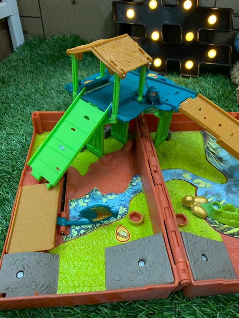Matchbox Croc Escape Playset, Toys & Games, Other Toys on Carousell