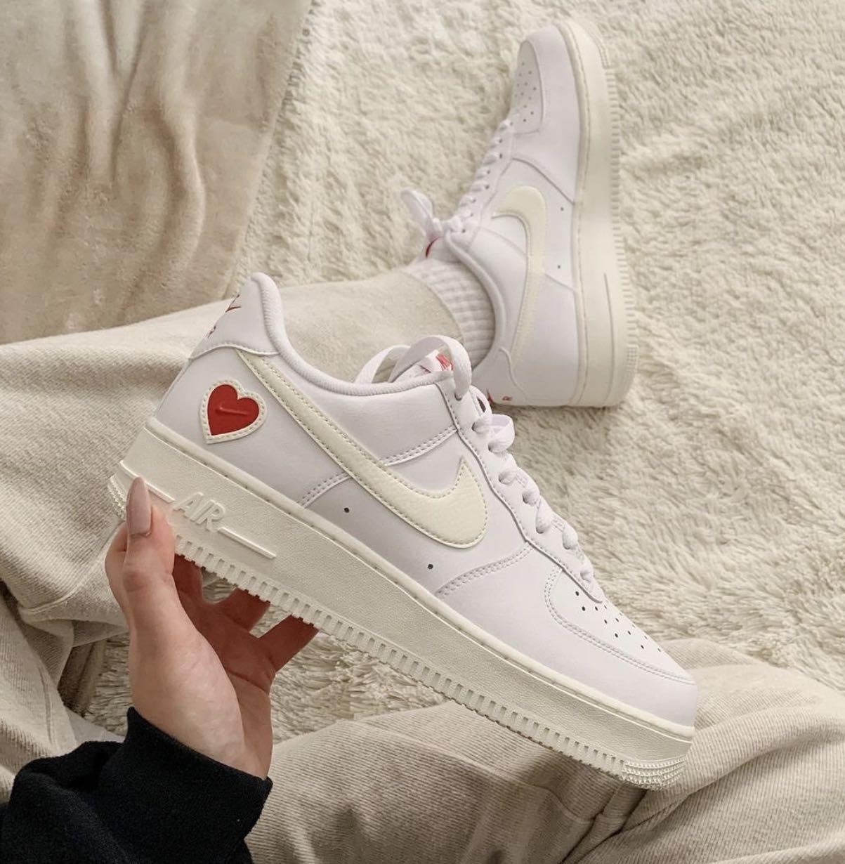 Nike Air Force 1 Low Valentine s Day