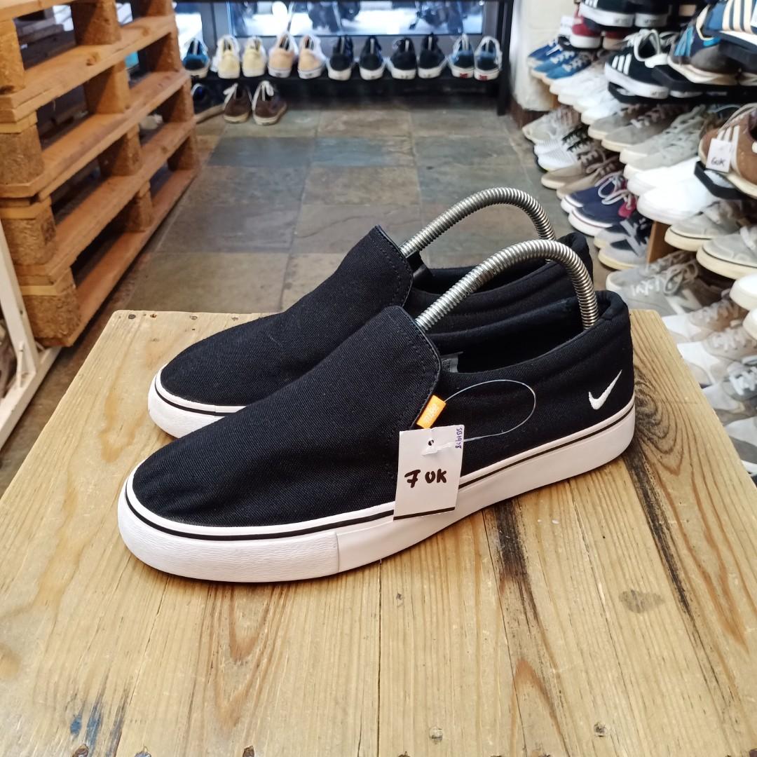 Women's court royale slip on sneaker best sale