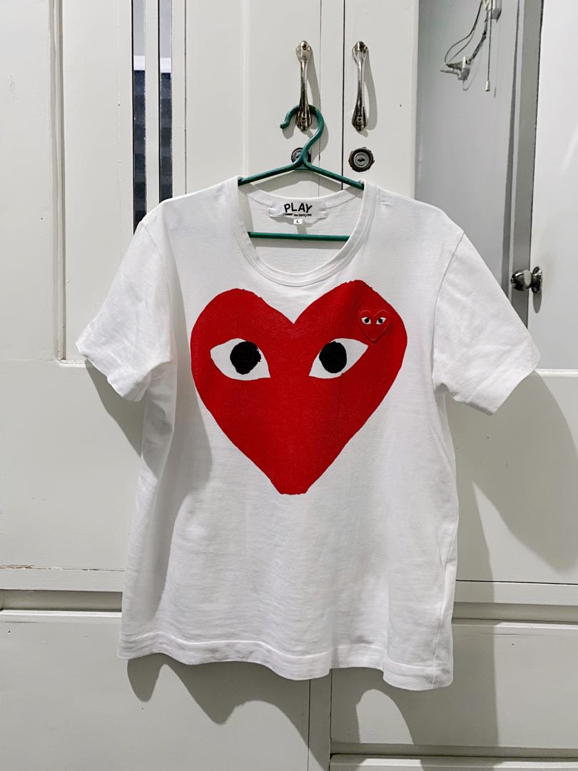 Comme des Garçons Play Short-Sleeved Crewneck T-Shirt (women's), Women's  Fashion, Tops, Other Tops on Carousell