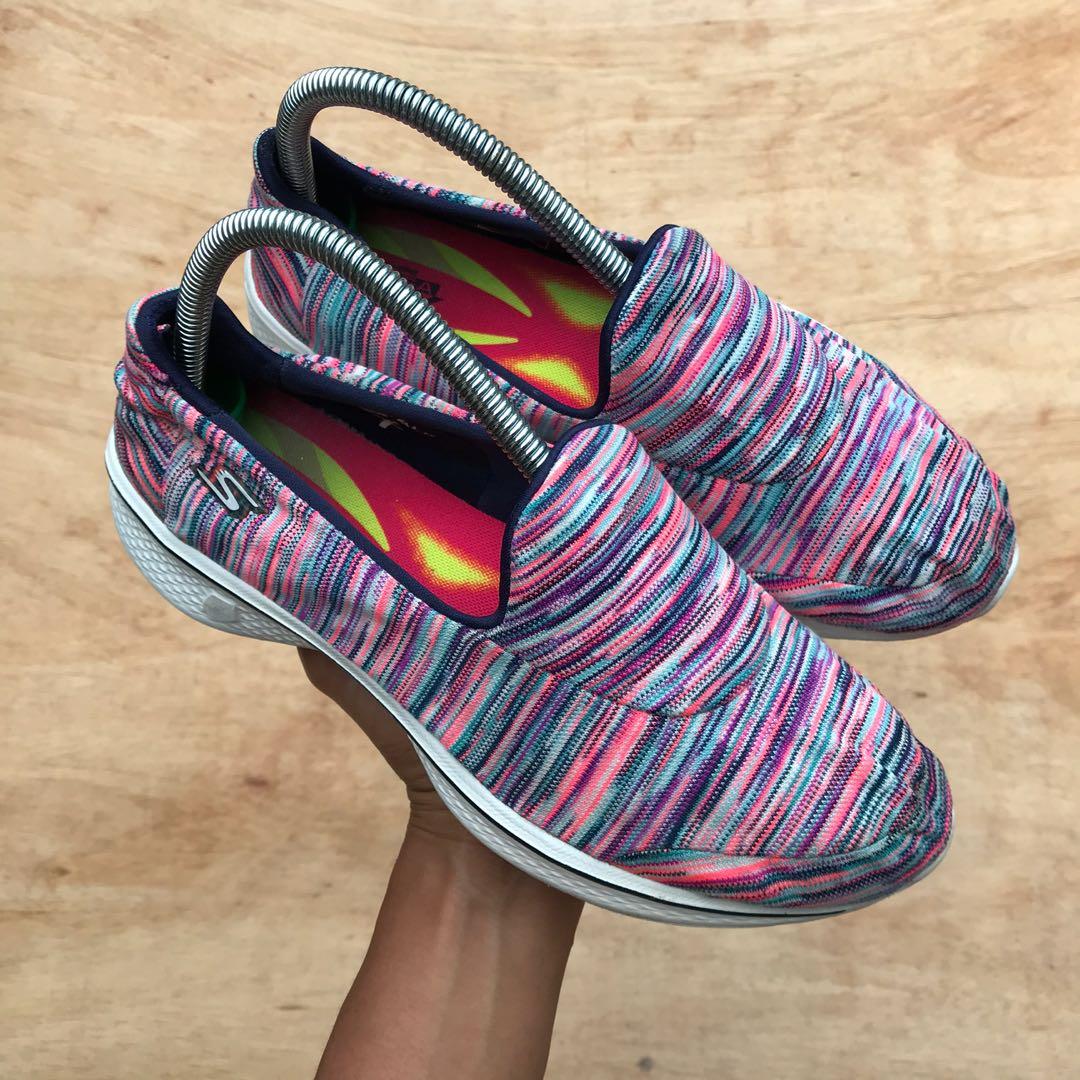 Skechers online size 4.5