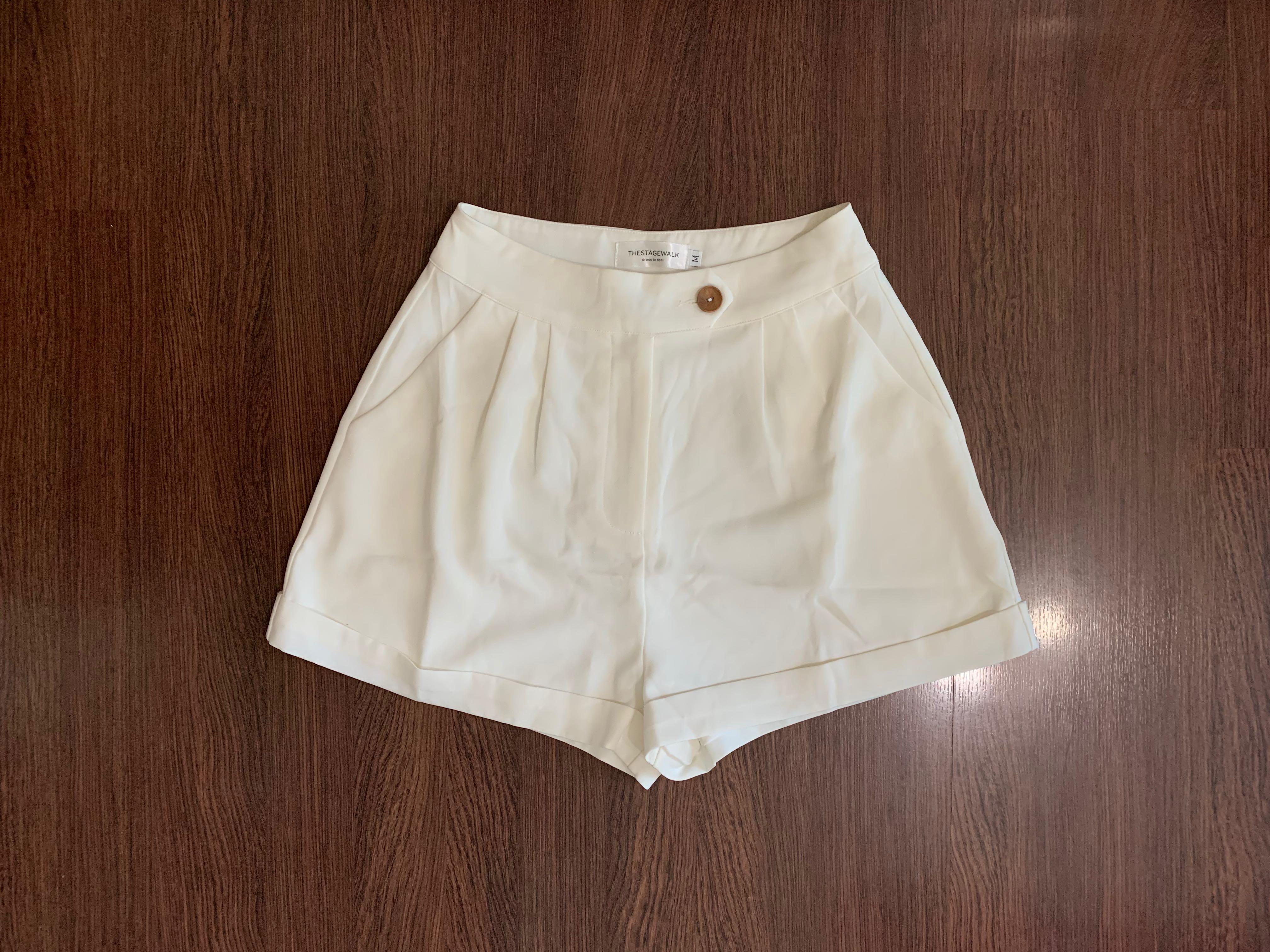 White walking shorts outlet