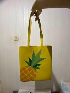 Totebag miniso nanas