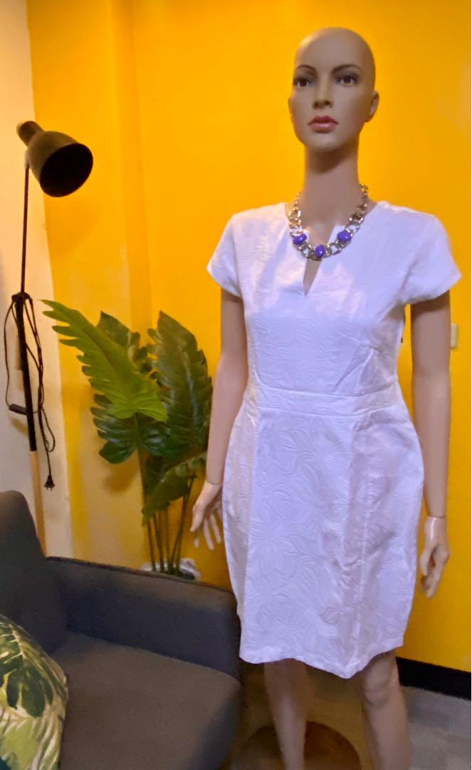 White Semi Formal Dress, Women's Fashion, Dresses \u0026 Sets, Dresses on  Carousell