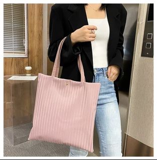 (Category: ) located in . Submitted by 38store (Listing ID 1135844943, Image 1). Description: .