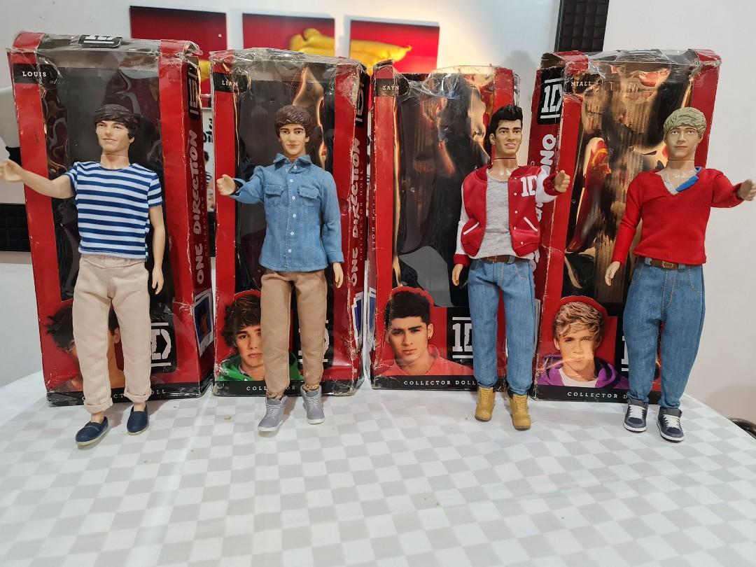 2011 Vivid Toy Group One Direction Doll (Category: Figurines & Statues) located in Mabalacat. Submitted by reallygraceful (Listing ID 1136141303, Image 2). Description: 1 D Collector Doll 👉Good Condition 👉No Flaws or issue sa Doll Dent Box lang 👉🏷P 1380 EACH 👉12 inches tall 👉Harry Styles & Louis ❌SOLD❌️ 👇 LP na po ❌❌ NO LOW-BALLING ❌❌.