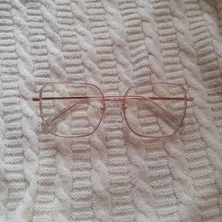 (Category: ) located in . Submitted by marshmaaallow_ (Listing ID 1136013626, Image 1). Description: .