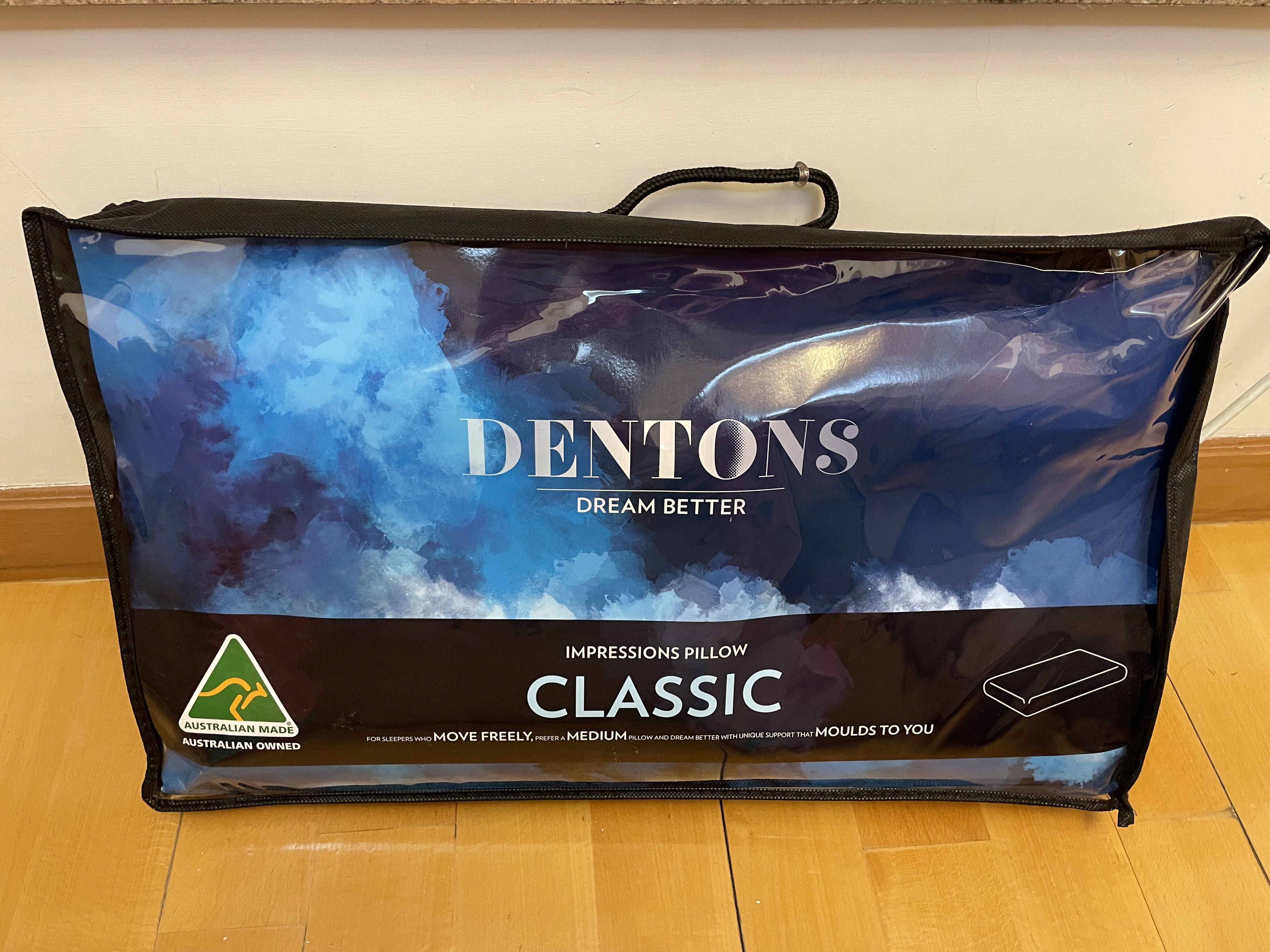 Dentons classic pillow hotsell