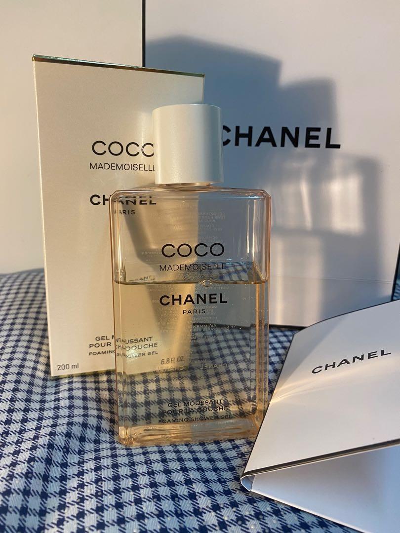 Coco chanel shower gel top