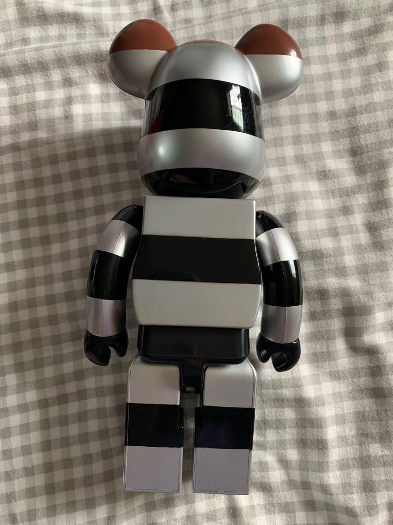 BWWT Set A - Tim Biskup 100% Be@rbrick created by Tim Biskup