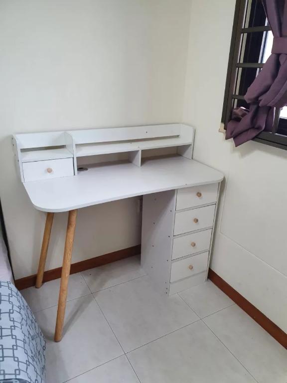 Bedroom Computer Desk Desktop Student Rental Dormitory Table (Category: Tables & Sets) located in Manila. Submitted by affordshopz (Listing ID 1136158150, Image 2). Description: 120cm Length Color: While and Maple Brand New with cabinet table Chair: 1100 only~ 𝕄𝕠𝕣𝕖 𝕒𝕗𝕗𝕠𝕣𝕕𝕒𝕓𝕝𝕖 𝕒𝕟𝕕 𝕢𝕦𝕒𝕝𝕚𝕥𝕪 𝕚𝕥𝕖𝕞𝕤? 𝑽𝒊𝒔𝒊𝒕 𝒂𝒇𝒇𝒐𝒓𝒅𝒔𝒉𝒐𝒑𝒛 𝐍𝐎𝐖 𝑊𝒆 𝒐𝒇𝒇𝒆𝒓 𝑪𝑶𝑫 𝒂𝒏𝒅 1 𝒅𝒂𝒚 𝒅𝒆𝒍𝒊𝒗𝒆𝒓𝒚! 𝐶𝑜𝑛𝑡𝑎𝑐𝑡 𝑢𝑠: 092131