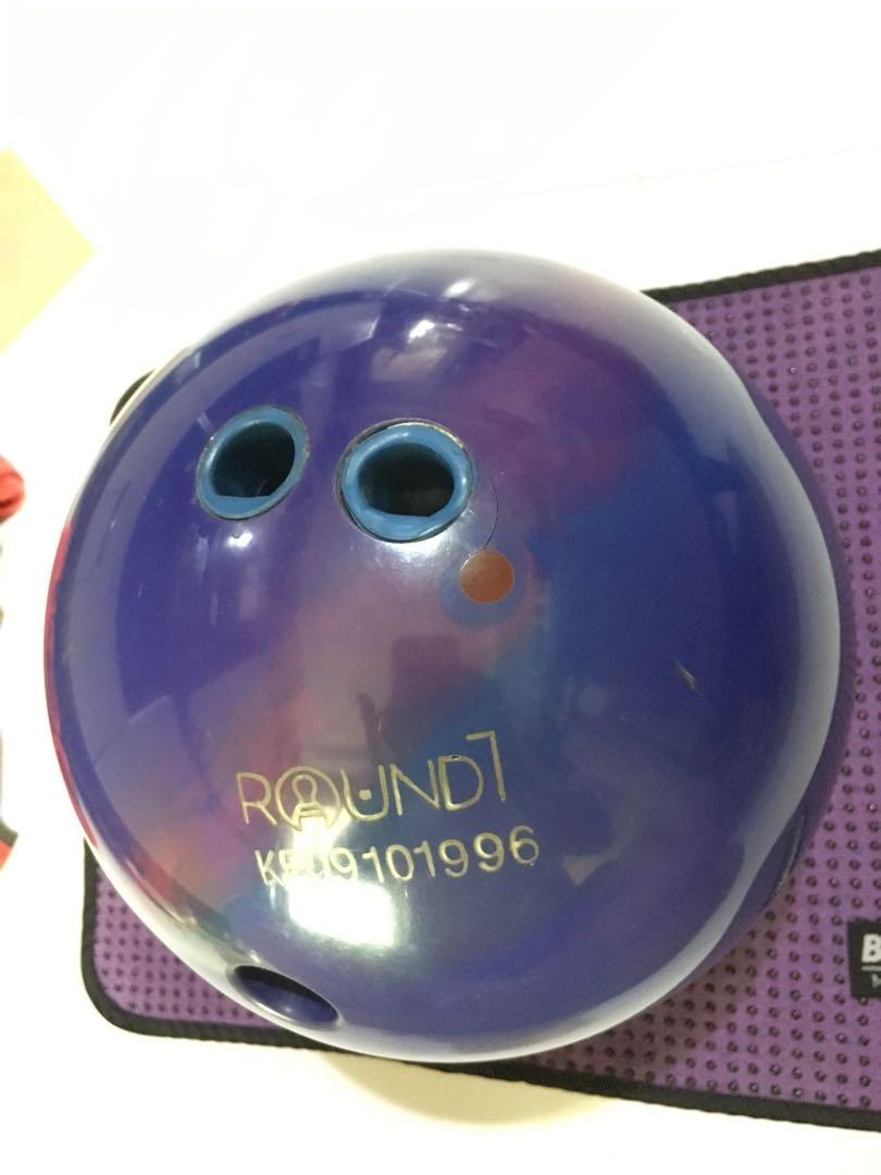 Bowling Ball Round 1 RH 14.7lbs for sale or trade with lighter ball