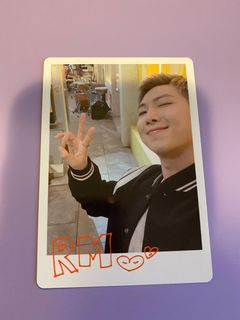 （分類：）位於 。 由 bts_goodies 提交（商品編號 1136224022，圖片 1）。簡介： 。