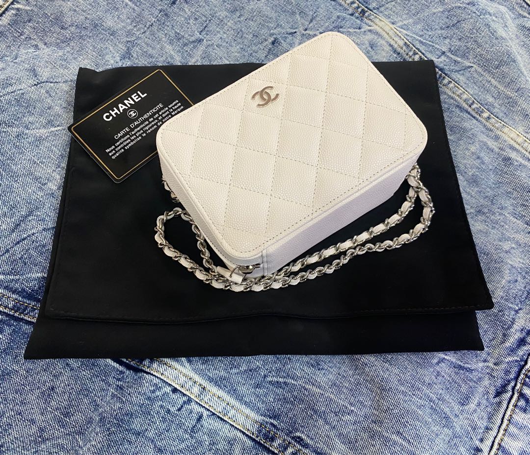 Chanel 21K Camera Bag / Vanity Case, Women's Fashion, Bags & Wallets